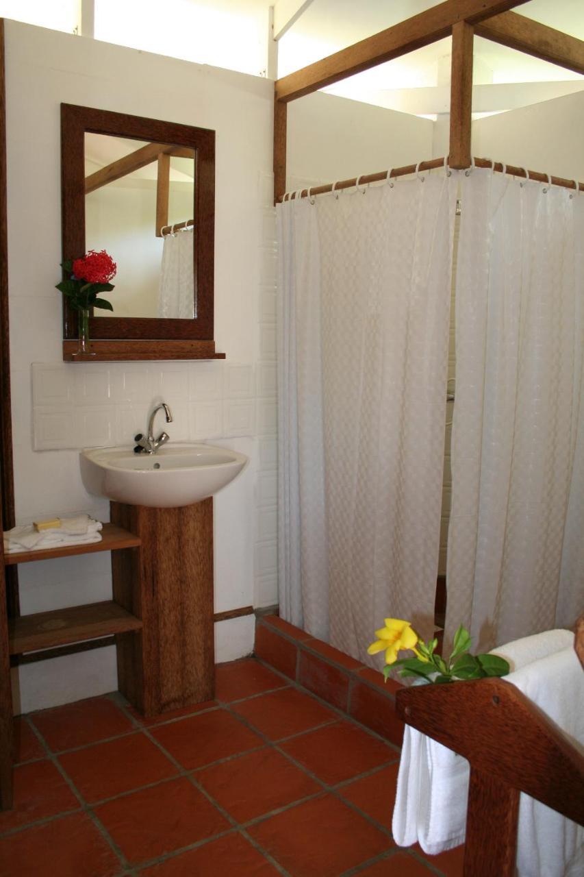 Statia Lodge Oranjestad  Exterior photo